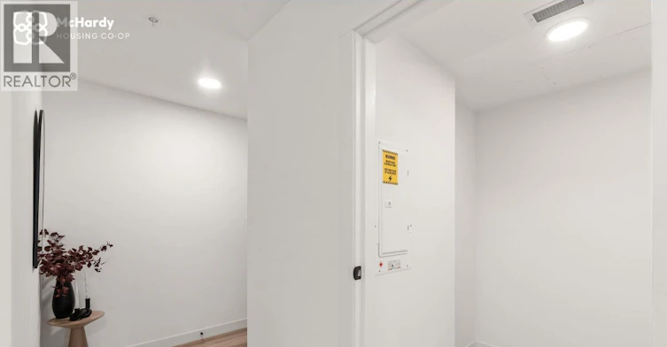 5085 Mchardy Street, Vancouver, BC, V5R 0L7 - 11