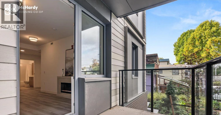 5085 Mchardy Street, Vancouver, BC, V5R 0L7 - 30