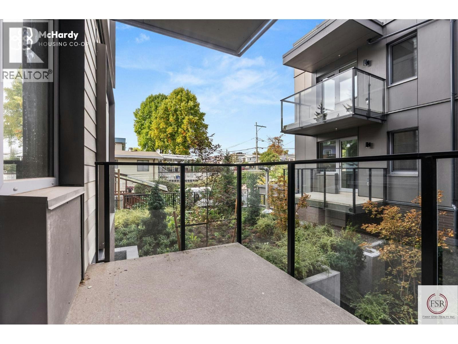 5085 Mchardy Street, Vancouver, BC, V5R 0L7 - 31