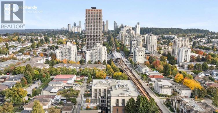 5085 Mchardy Street, Vancouver, BC, V5R 0L7 - 34