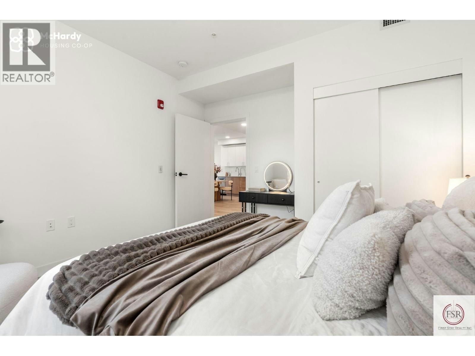 5085 Mchardy Street, Vancouver, BC, V5R 0L7 - 23