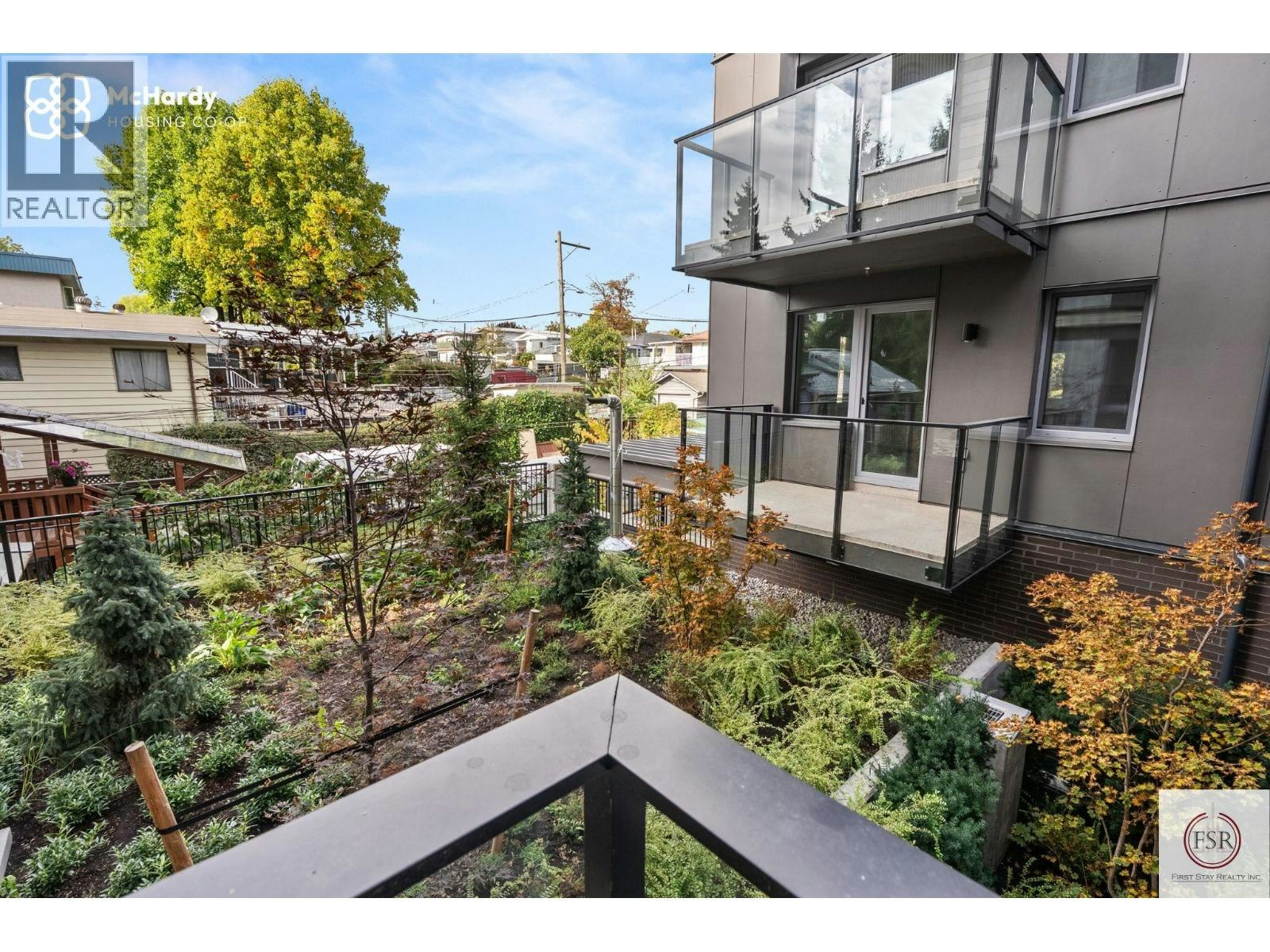 5085 Mchardy Street, Vancouver, BC, V5R 0L7 - 32