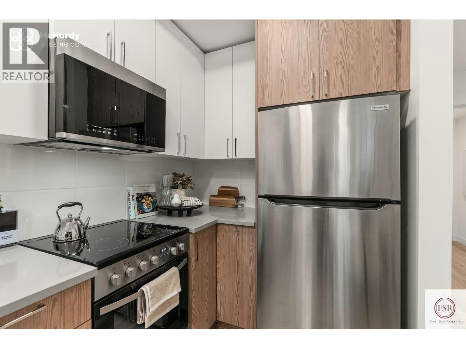 5085 Mchardy Street, Vancouver, BC, V5R 0L7 - 19