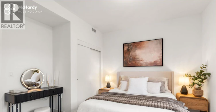 5085 Mchardy Street, Vancouver, BC, V5R 0L7 - 24