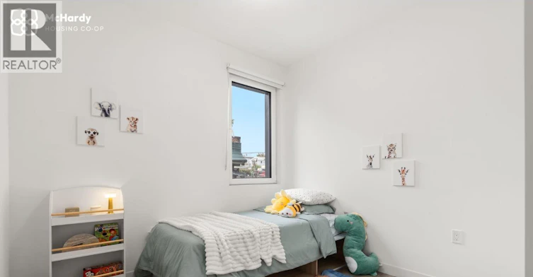 5085 Mchardy Street, Vancouver, BC, V5R 0L7 - 21