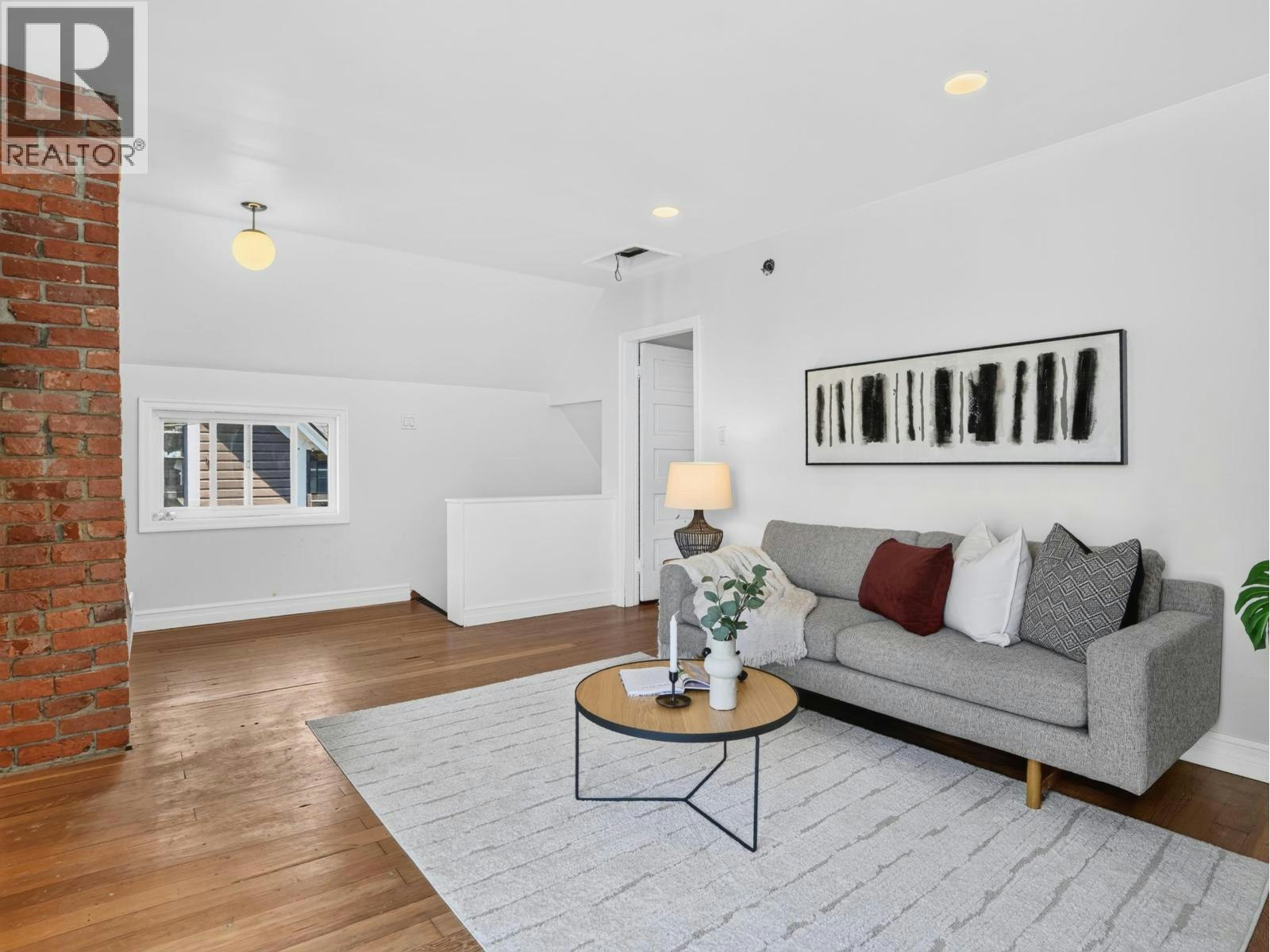 945-927 Princess Avenue, Vancouver, BC, V6A 3E8 - 16
