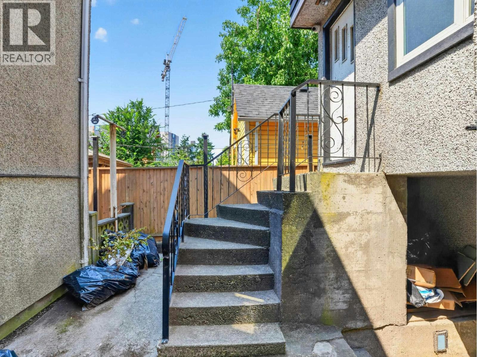 945-927 Princess Avenue, Vancouver, BC, V6A 3E8 - 25