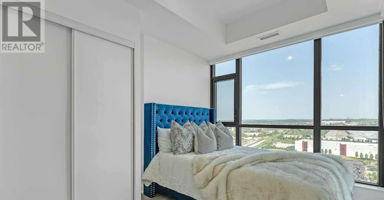 LPH04-120 Eagle Rock Way, Vaughan, ON, L6A 5C2 - 14