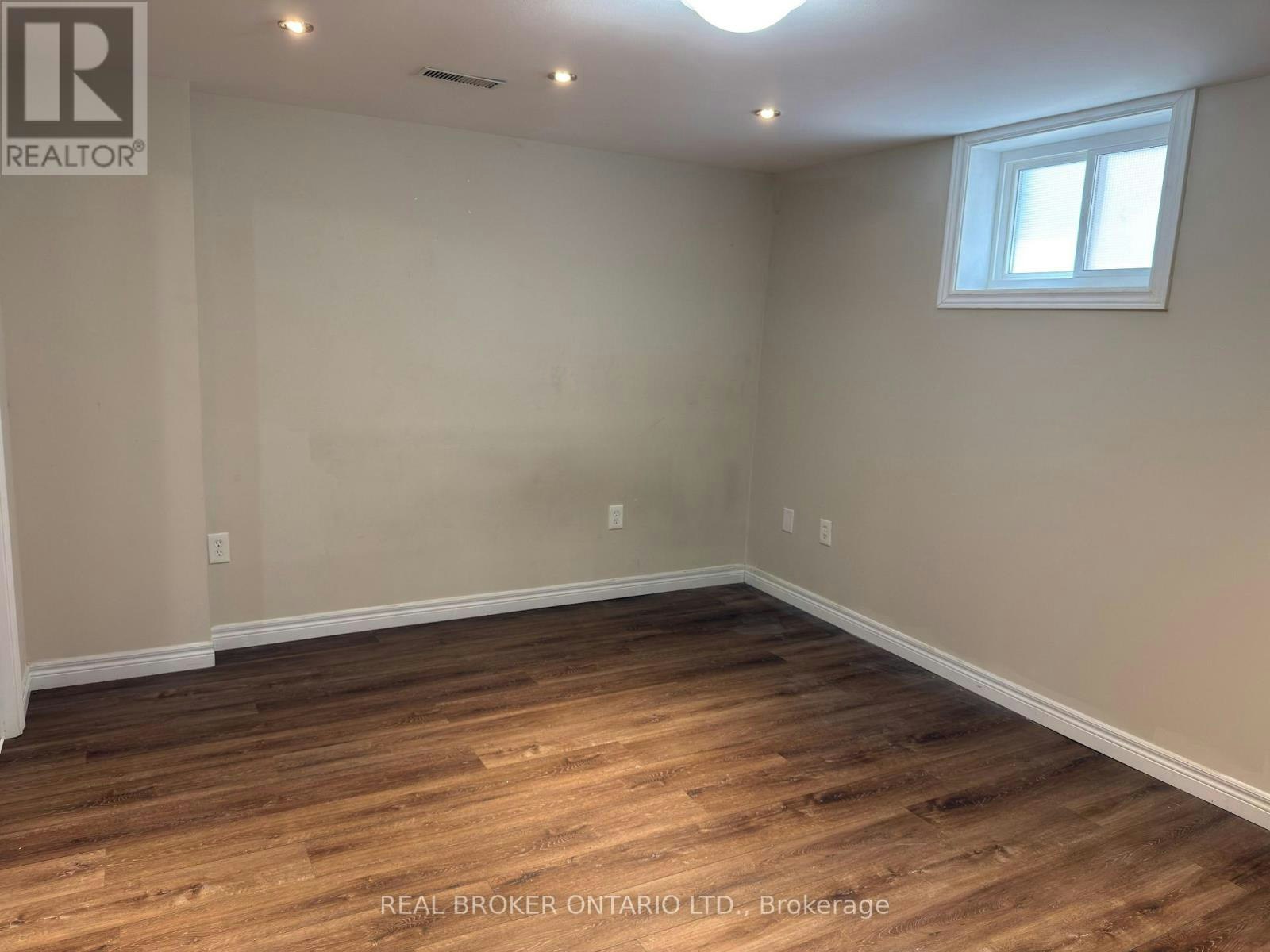 LOWER-311 Wallace Avenue S, Welland, ON, L3B 1R8 - 9