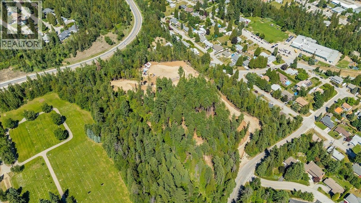1110 23rd Street, Castlegar, BC, V1N 3A6 - 6