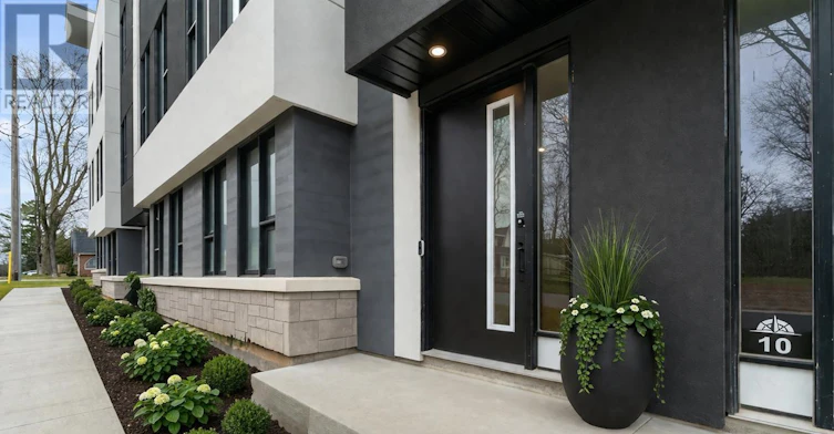 8 Bru Lor Lane, Orillia, ON, L3V 8P4 - 3