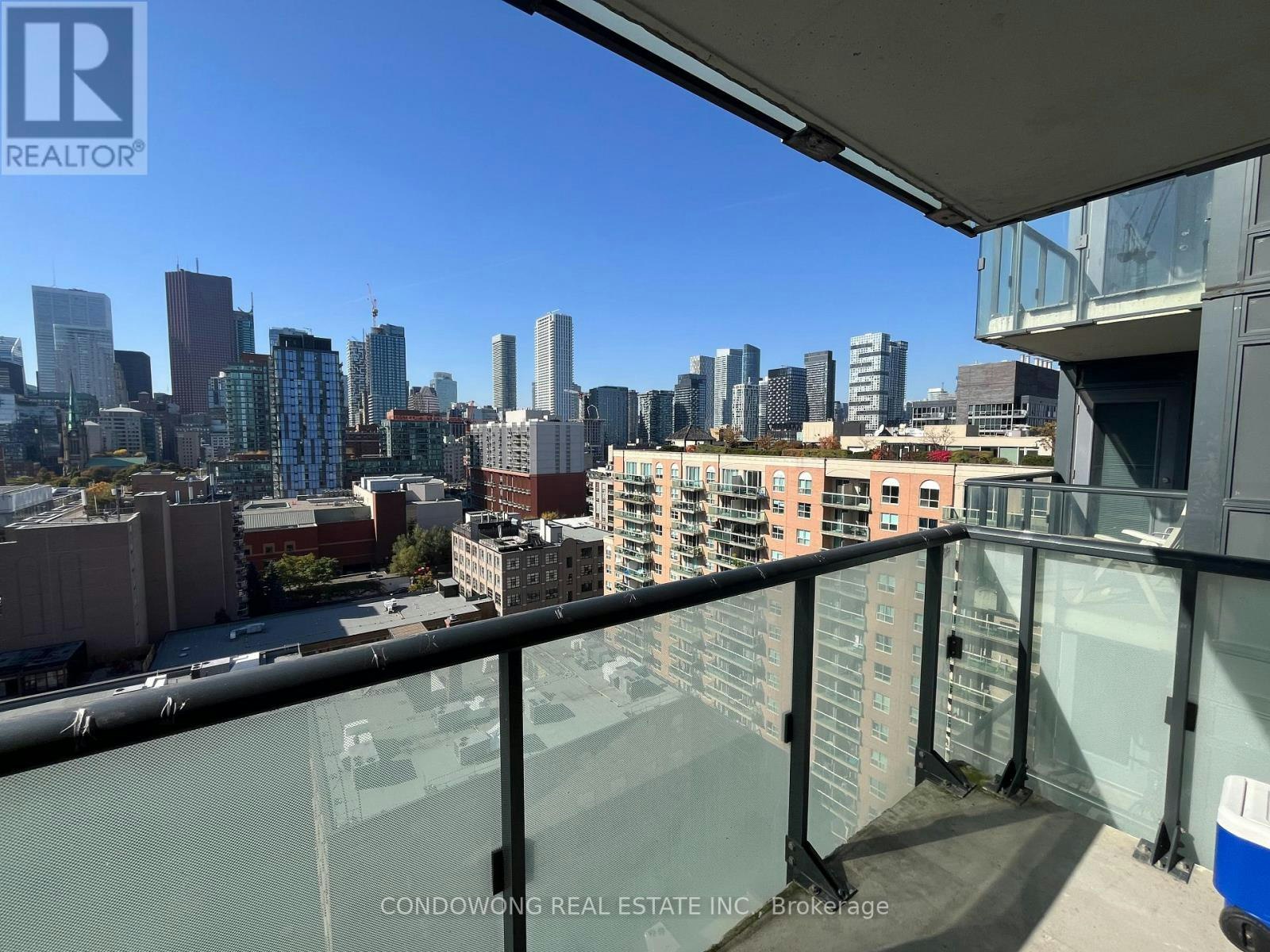 1910-400 Adelaide Street E, Toronto, ON, M5A 4S3 - 11