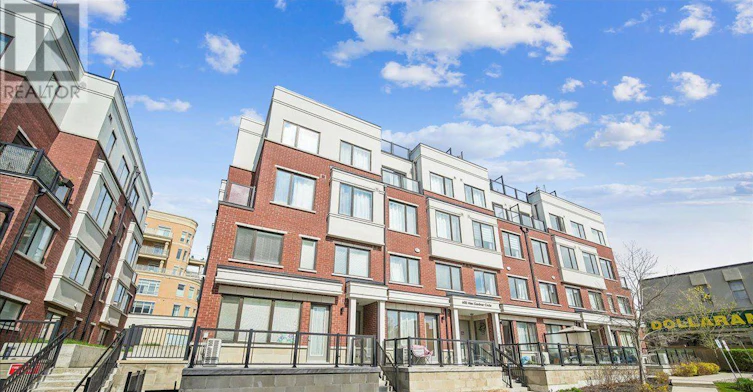 116-600 Alex Gardner Circle, Aurora, ON, L4G 3G5 - 2