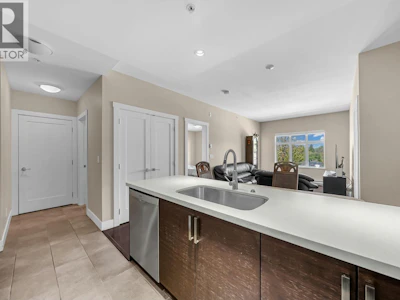 301-4710 Hastings Street - 2