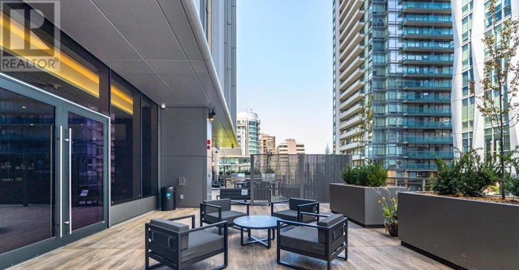 3204-11 Yorkville Avenue, Toronto, ON, M4W 1L2 - 39