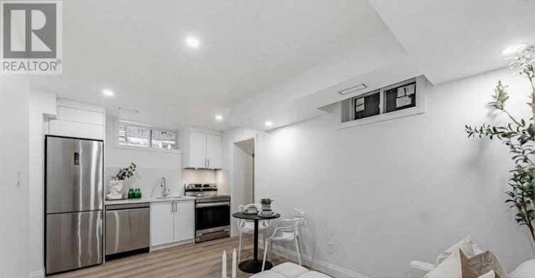 BSMT-9 Glenvalley Drive, Toronto, ON, M6M 4V8 - 4