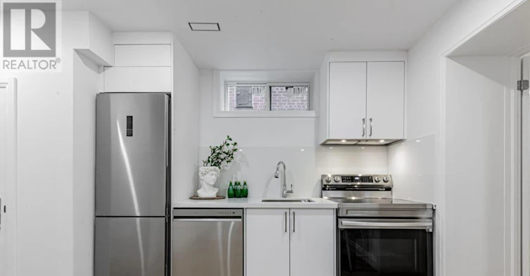 BSMT-9 Glenvalley Drive, Toronto, ON, M6M 4V8 - 6