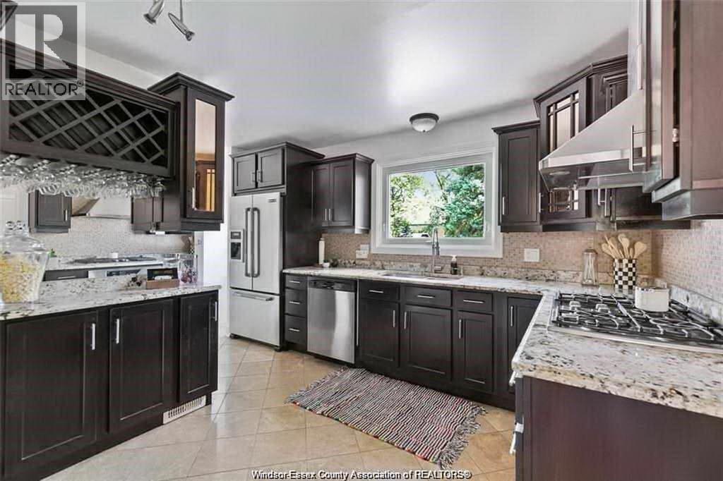 6711 Riverside Drive, Windsor, ON, N8S 1C1 - 8