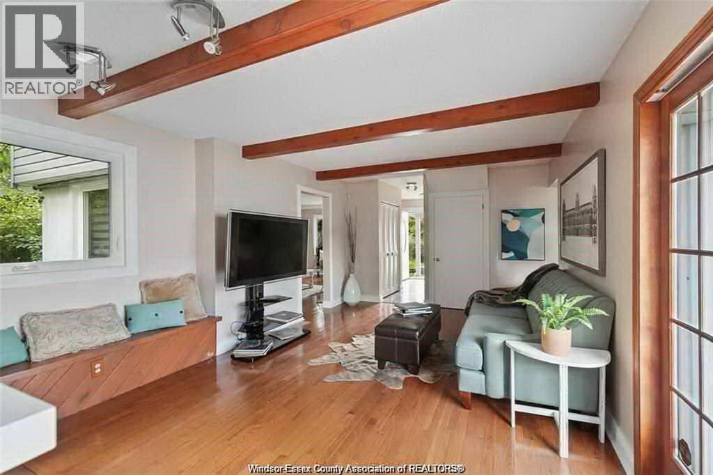 6711 Riverside Drive, Windsor, ON, N8S 1C1 - 11