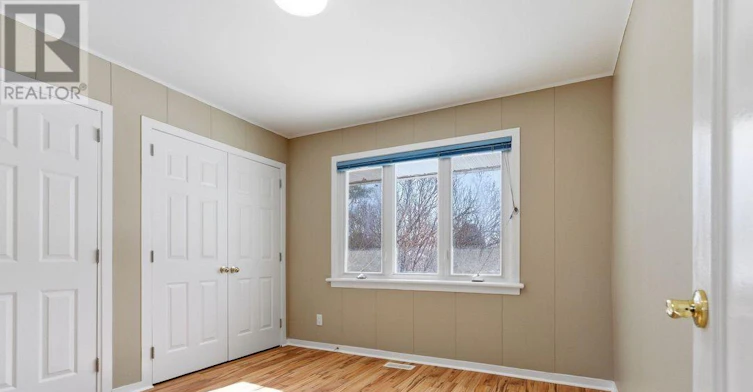 10 Elma Street, Ottawa, ON, K1T 3W8 - 10