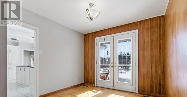 10 Elma Street, Ottawa, ON, K1T 3W8 - 5