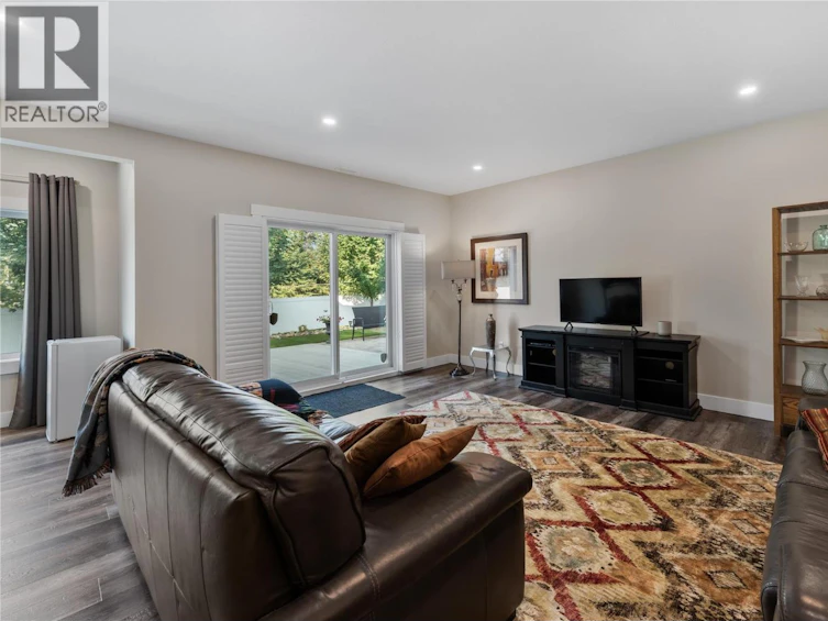 12-3820 NE 20th Street, Salmon Arm, BC, V1E 0G7 - 26