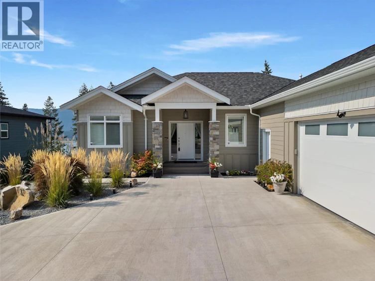 12-3820 NE 20th Street, Salmon Arm, BC, V1E 0G7 - 2