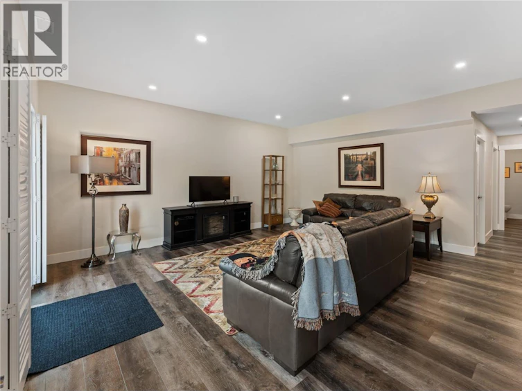 12-3820 NE 20th Street, Salmon Arm, BC, V1E 0G7 - 28
