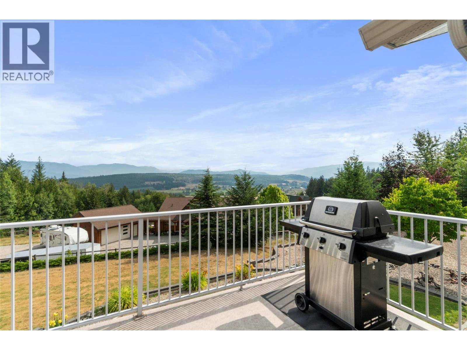 1406 Huckleberry Drive, Sorrento, BC, V0E 2W1 - 39
