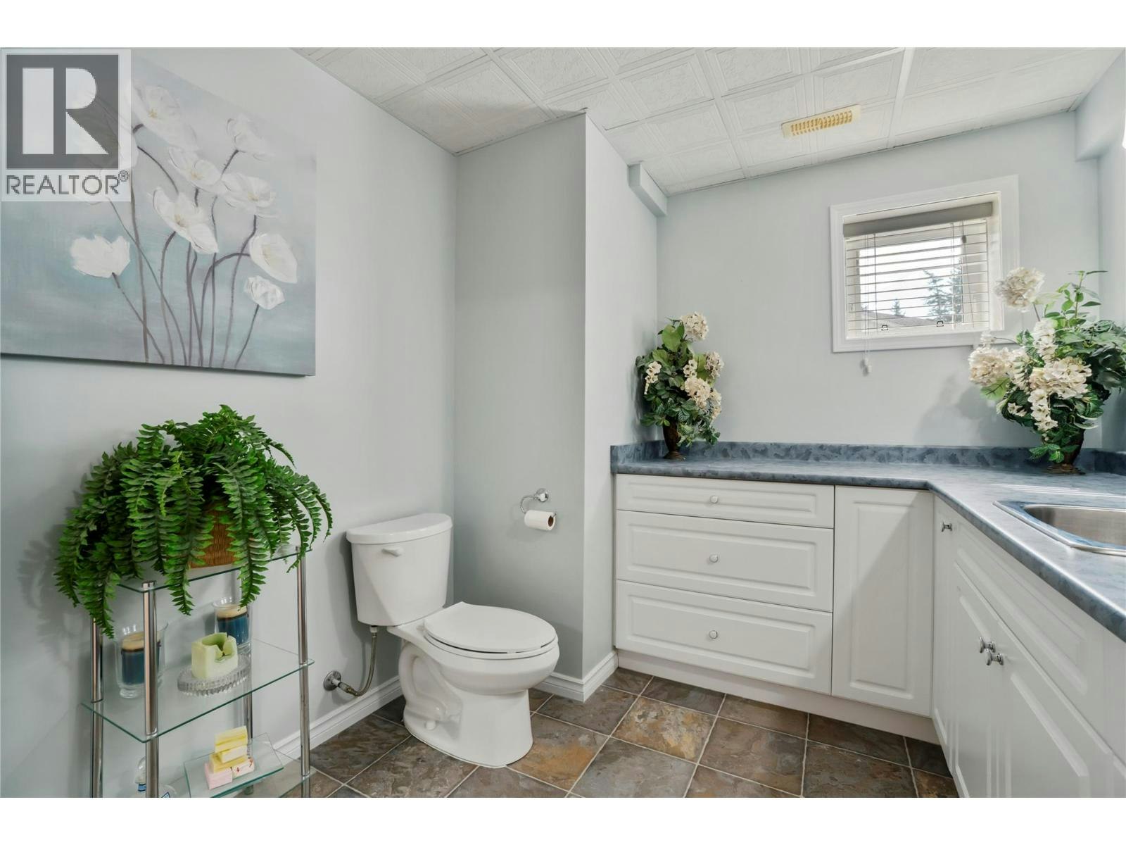 1406 Huckleberry Drive, Sorrento, BC, V0E 2W1 - 29