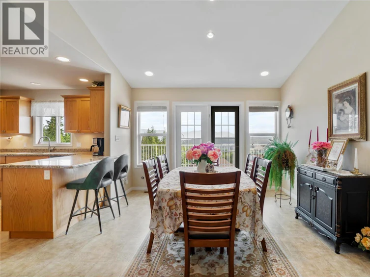 1406 Huckleberry Drive, Sorrento, BC, V0E 2W1 - 12