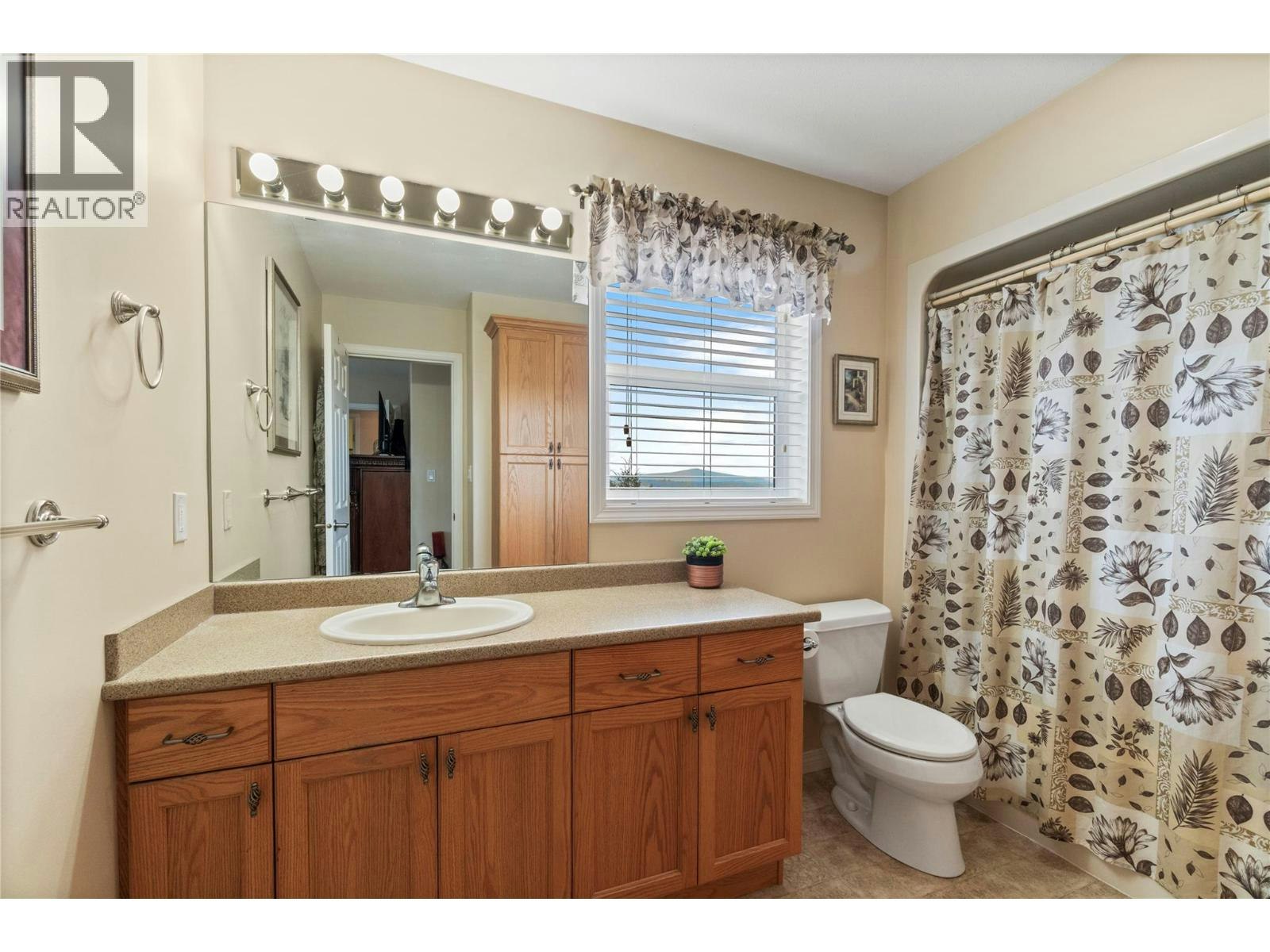 1406 Huckleberry Drive, Sorrento, BC, V0E 2W1 - 19