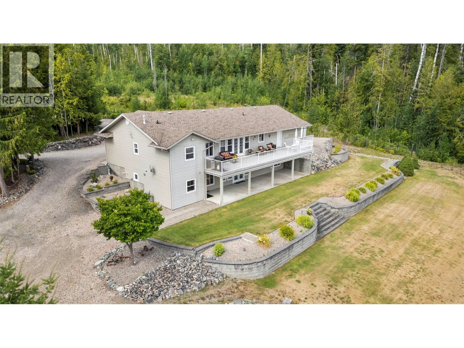 1406 Huckleberry Drive, Sorrento, BC, V0E 2W1 - 3