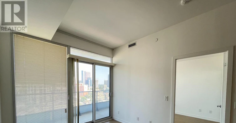 2211-85 Wood Street, Toronto, ON, M4Y 0E8 - 3