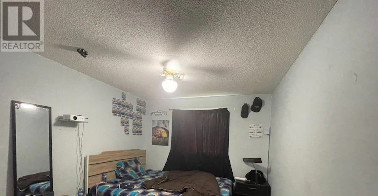 MAIN-73 Hickling Trail, Barrie, ON, L4M 5S7 - 2