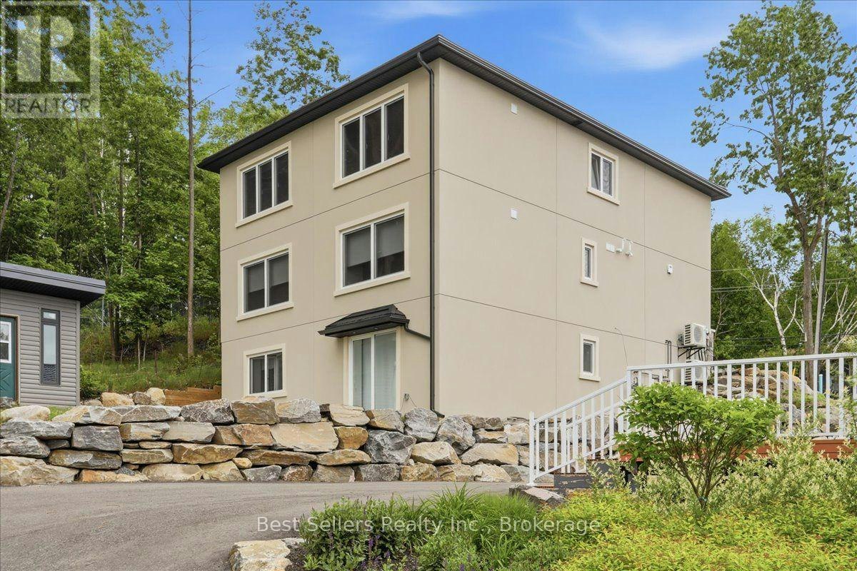 1-54 Florence Street W, Huntsville, ON, P1H 1V5 - 3