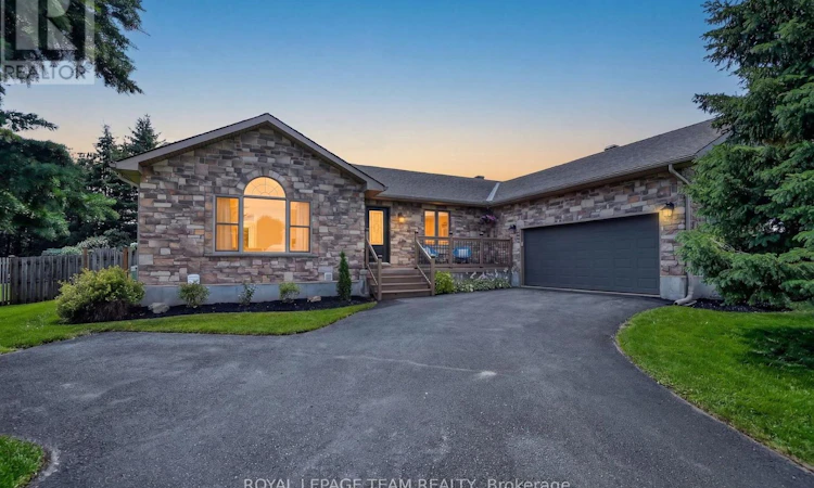 1550 Stanleyfield Crescent