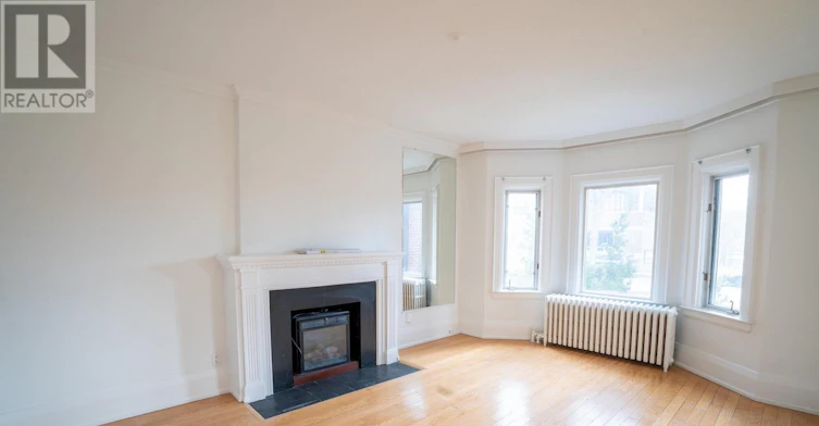 MAIN-520 Prince Edward Drive N, Toronto, ON, M8X 2M5 - 3