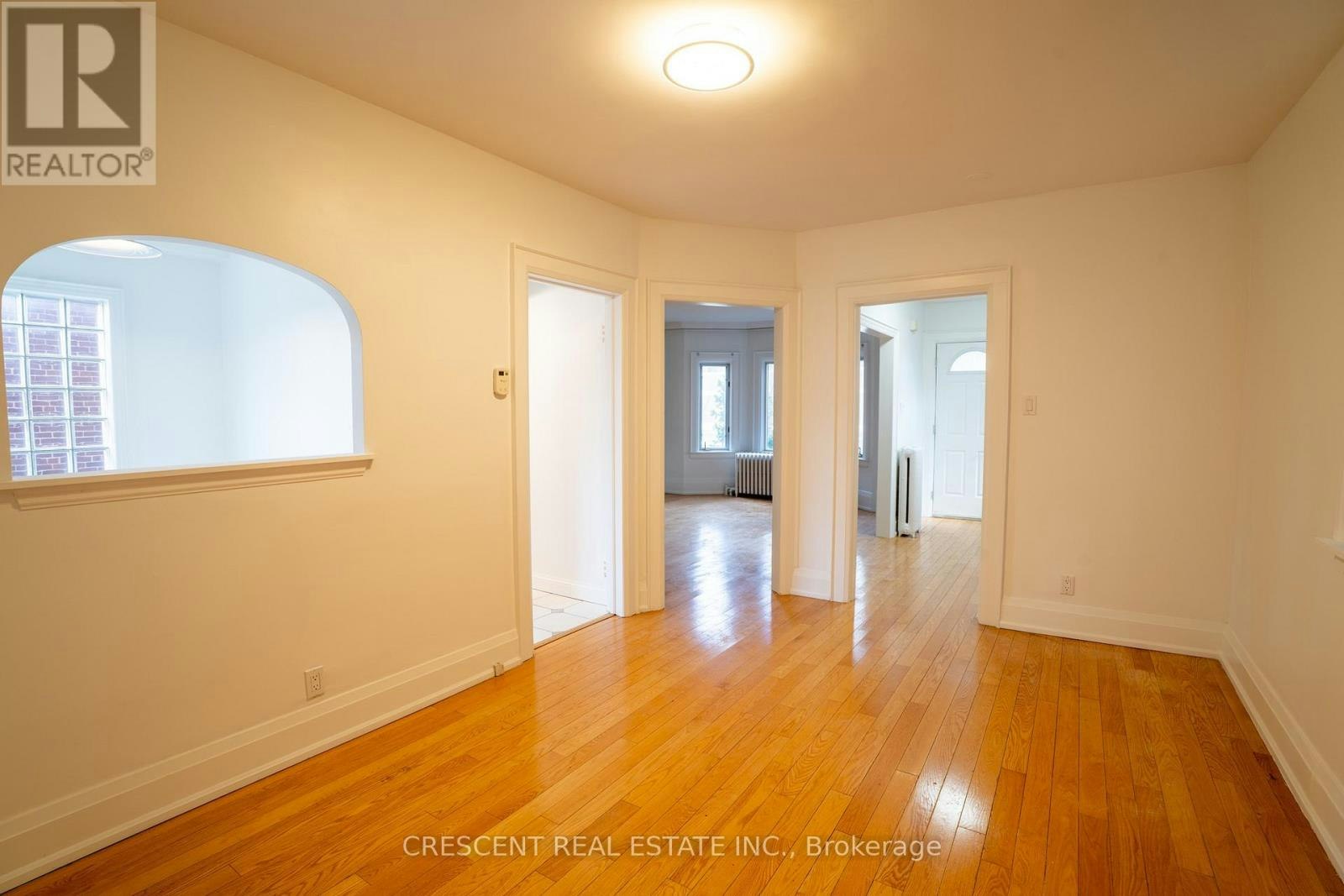 MAIN-520 Prince Edward Drive N, Toronto, ON, M8X 2M5 - 5