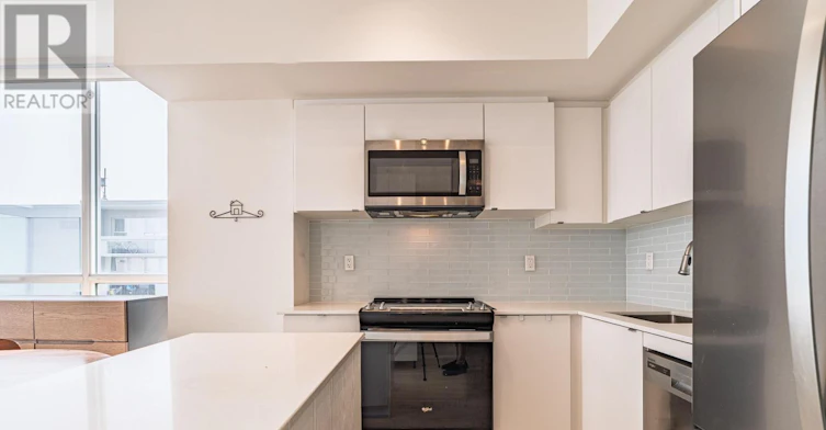 1810-1461 Lawrence Avenue W, Toronto, ON, M6L 0A6 - 6