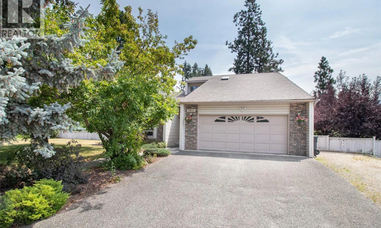 3855 Tillicum Court