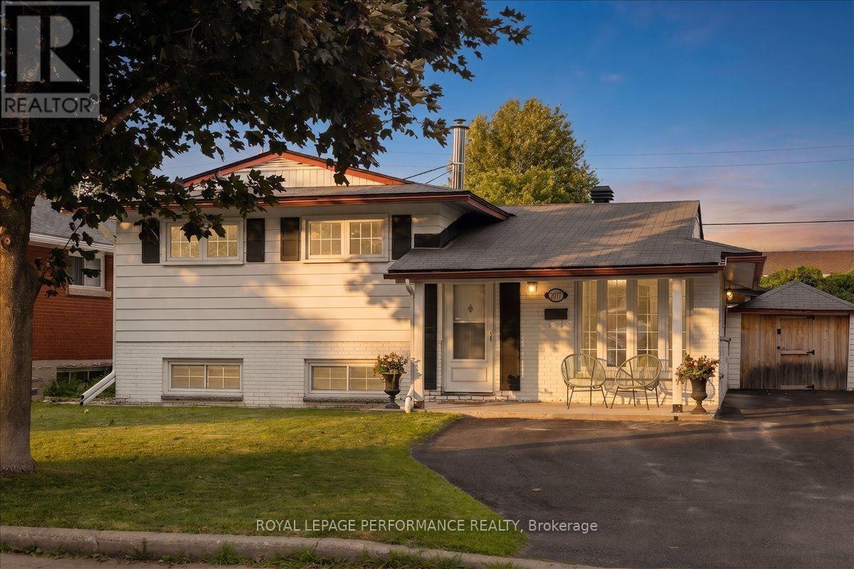 2177 Bingham Street, Ottawa, ON, K1G 2V6