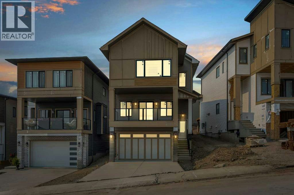 39 Heritage Ridge, Cochrane, AB, T4C 3L2