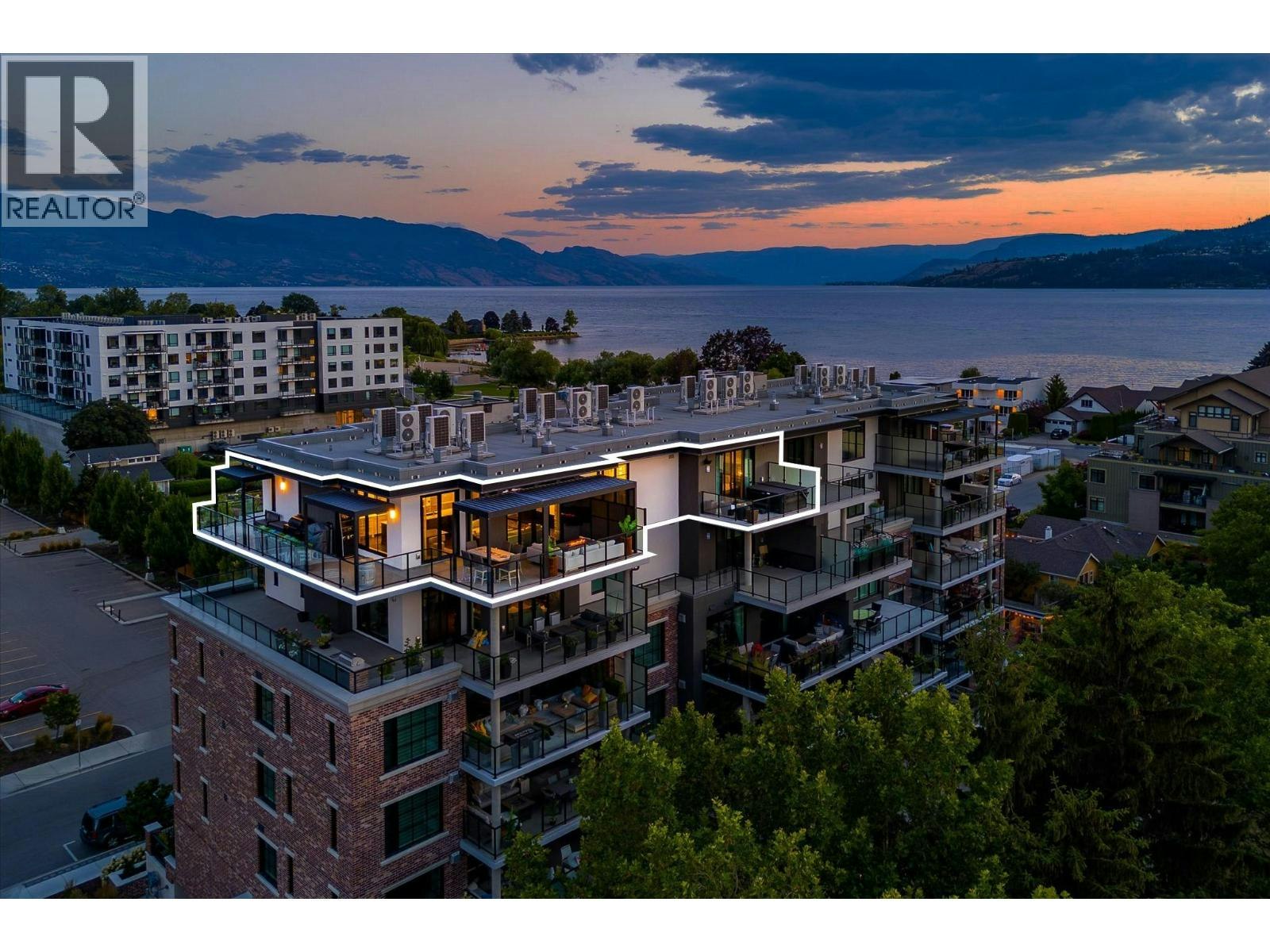 602-460 Groves Avenue, Kelowna, BC, V1Y 4Y5