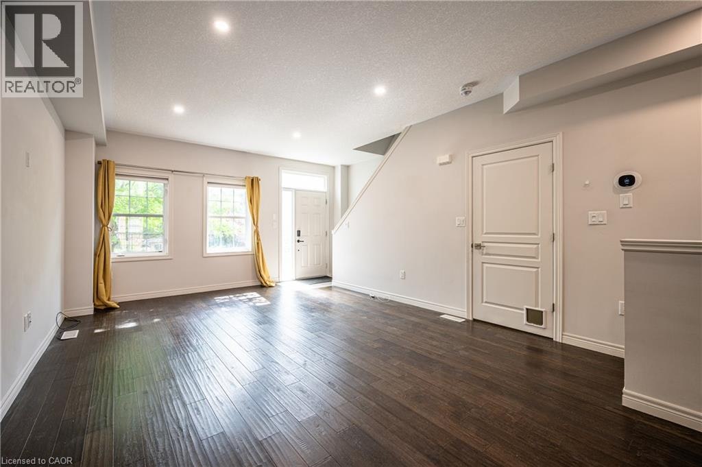 5 Whitehaven Lane, Kitchener, ON, N2H 0B3 - 7