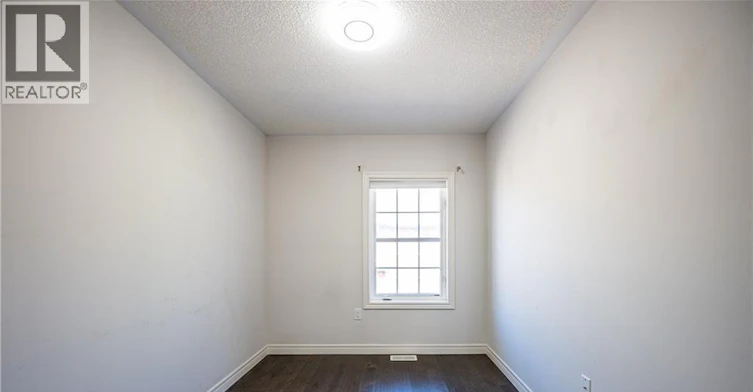 5 Whitehaven Lane, Kitchener, ON, N2H 0B3 - 22
