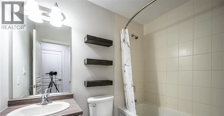 5 Whitehaven Lane, Kitchener, ON, N2H 0B3 - 18
