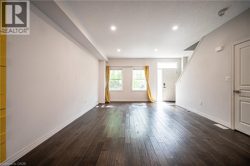 5 Whitehaven Lane, Kitchener, ON, N2H 0B3 - 6