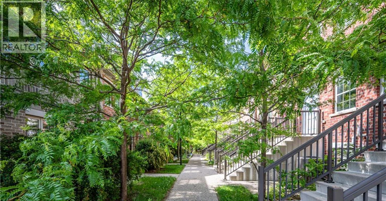 5 Whitehaven Lane, Kitchener, ON, N2H 0B3 - 4