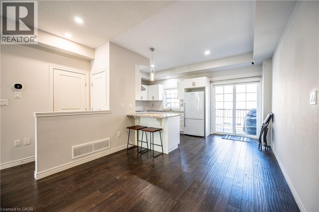 5 Whitehaven Lane, Kitchener, ON, N2H 0B3 - 11